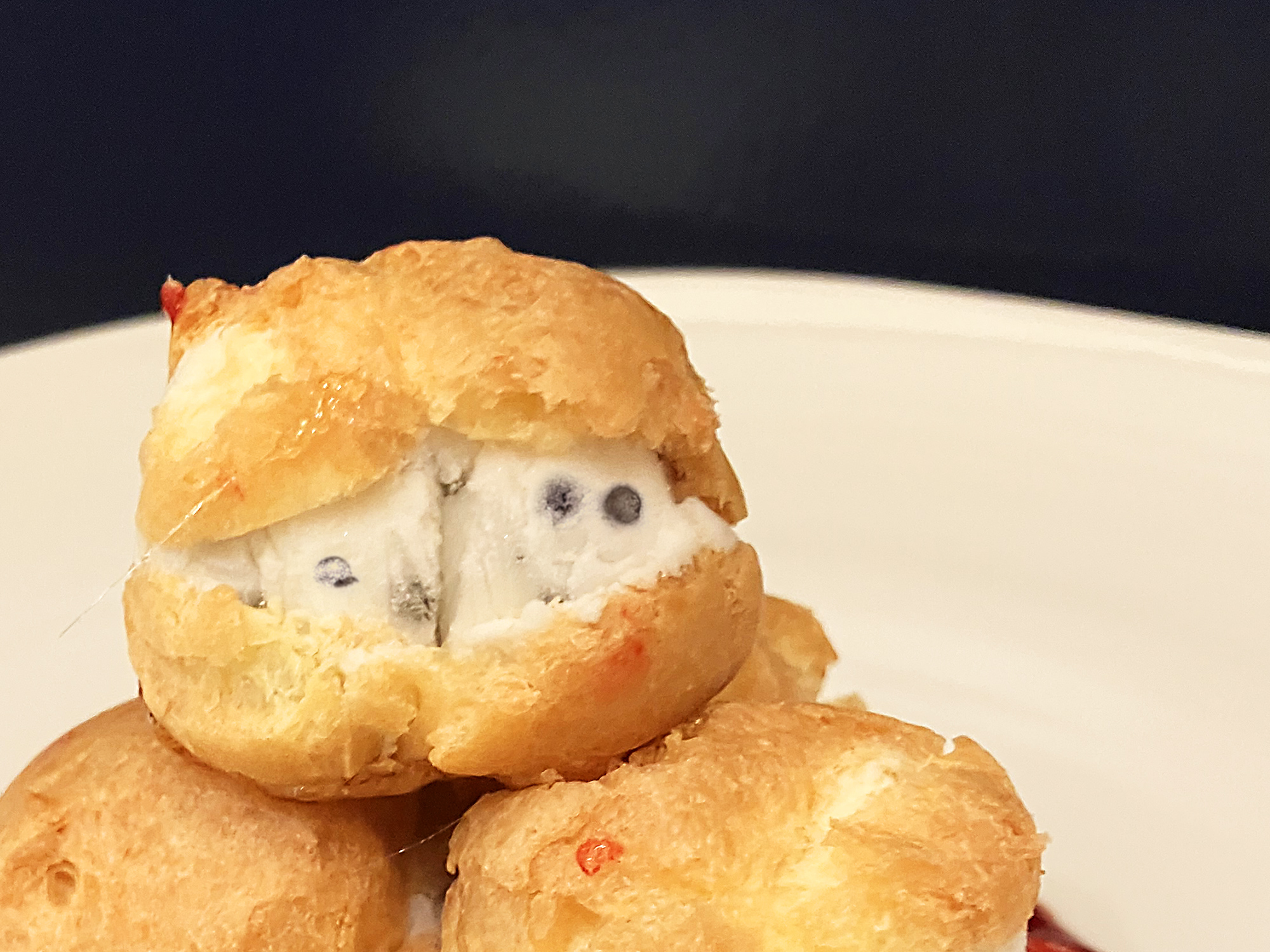 クロカンブッシュ